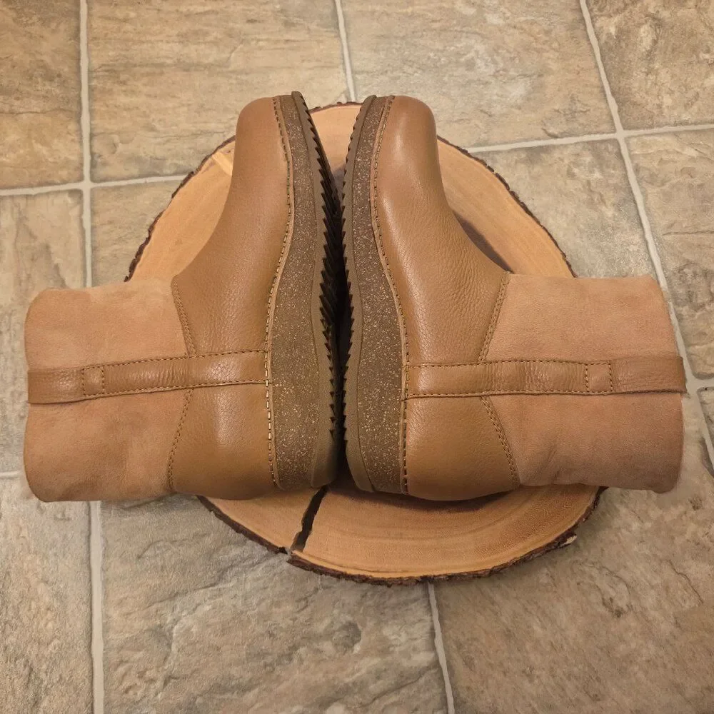 Dansko Mckenzie Leather Shearling Lined Boots Size EU 38 US 7.5 Tan Seasonal NEW